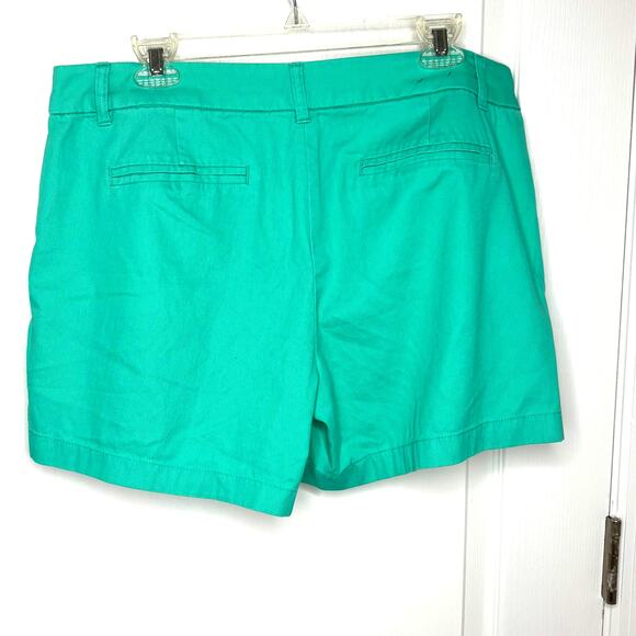 J.Crew Wm's Size 12 Light Green Chino Shorts Midrise Summer Casual 100% Cotton - Picture 2 of 6